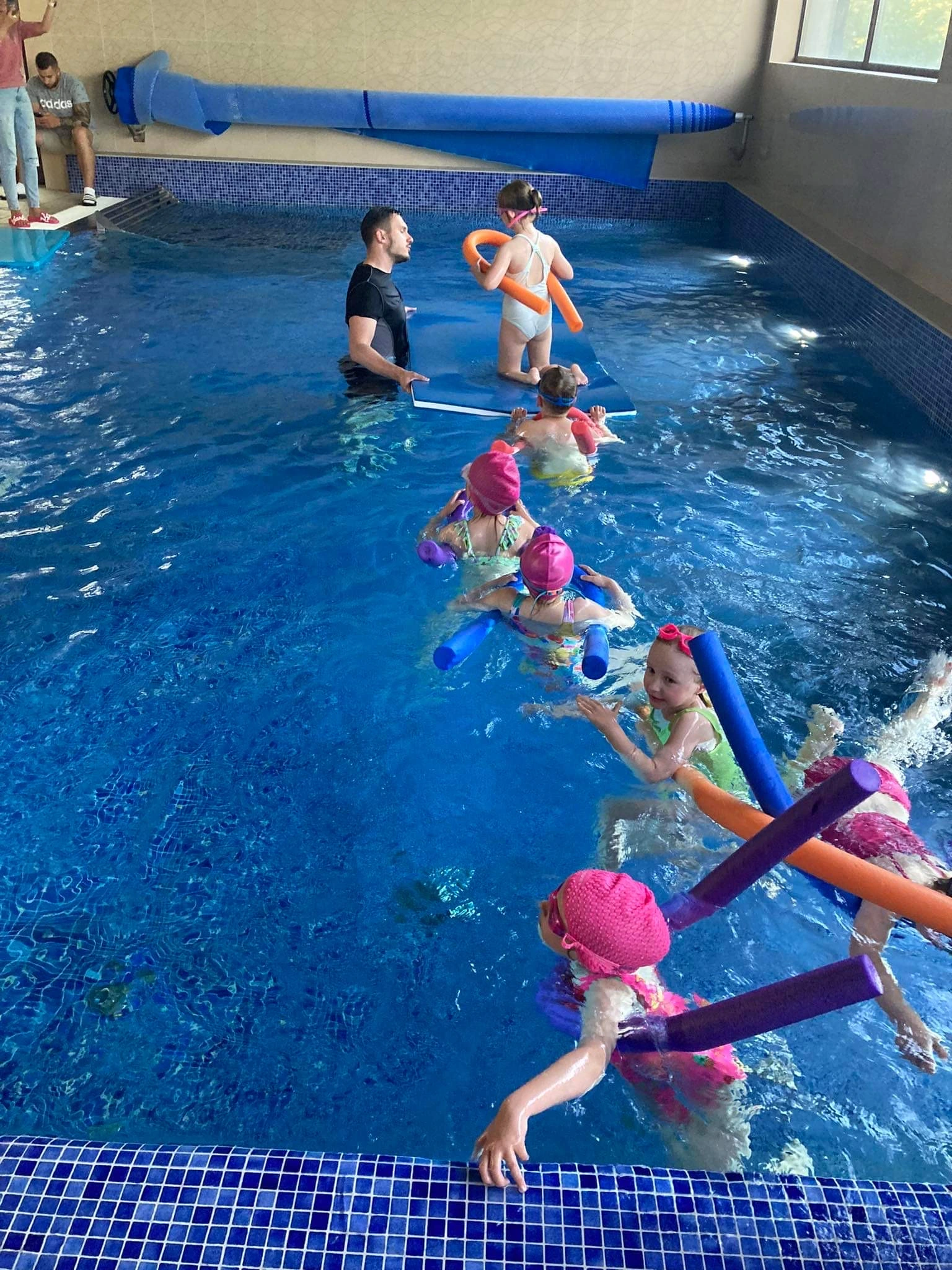 Pływanie dla najmłodszych Akademia żabik